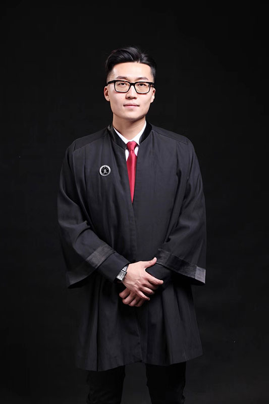 李楸桐15645271998