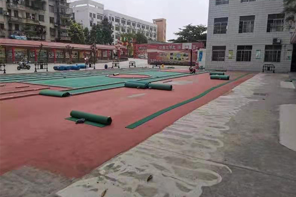 預制型橡膠球場