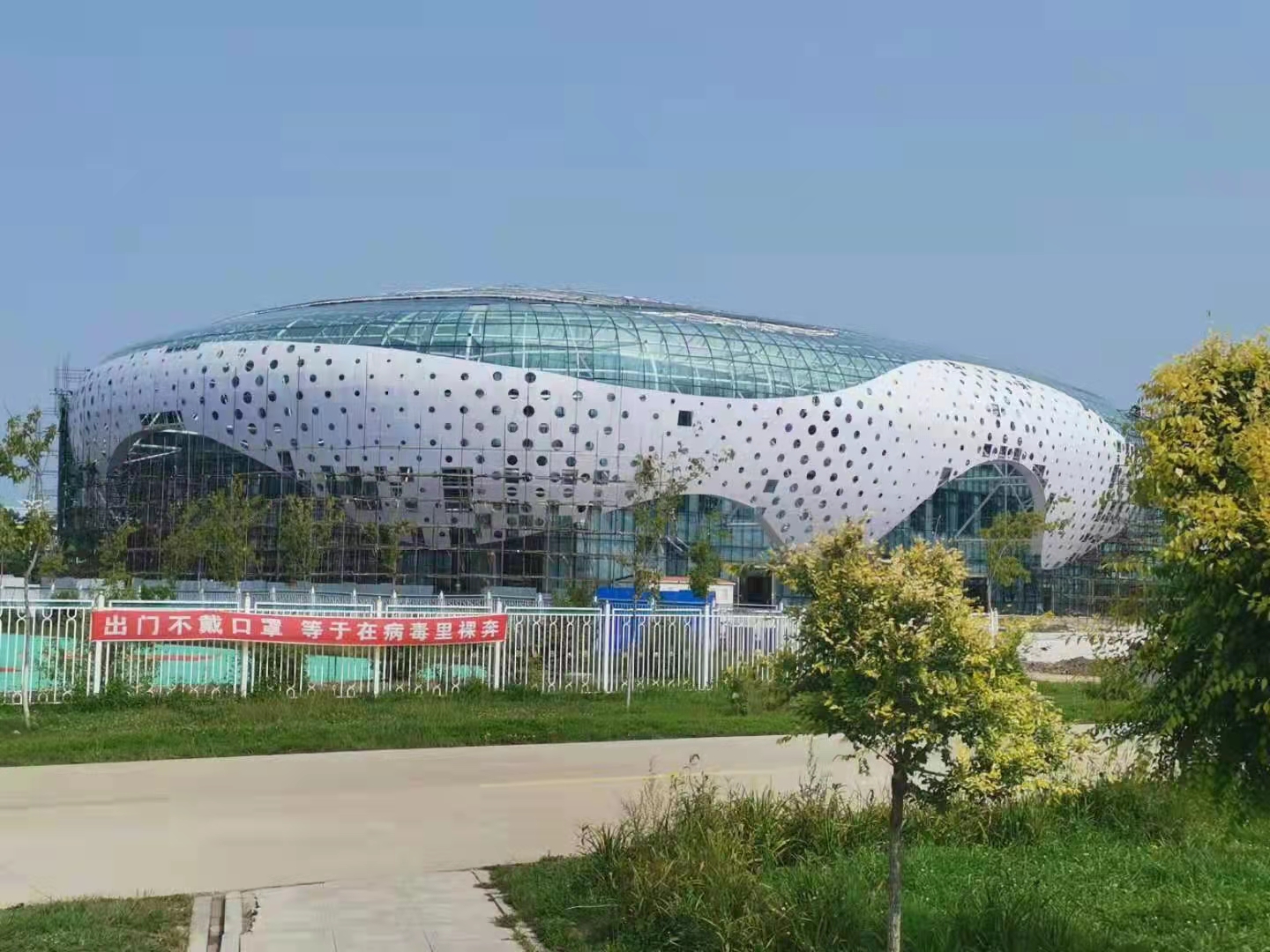 建三江鴨綠河農場全民健身中心