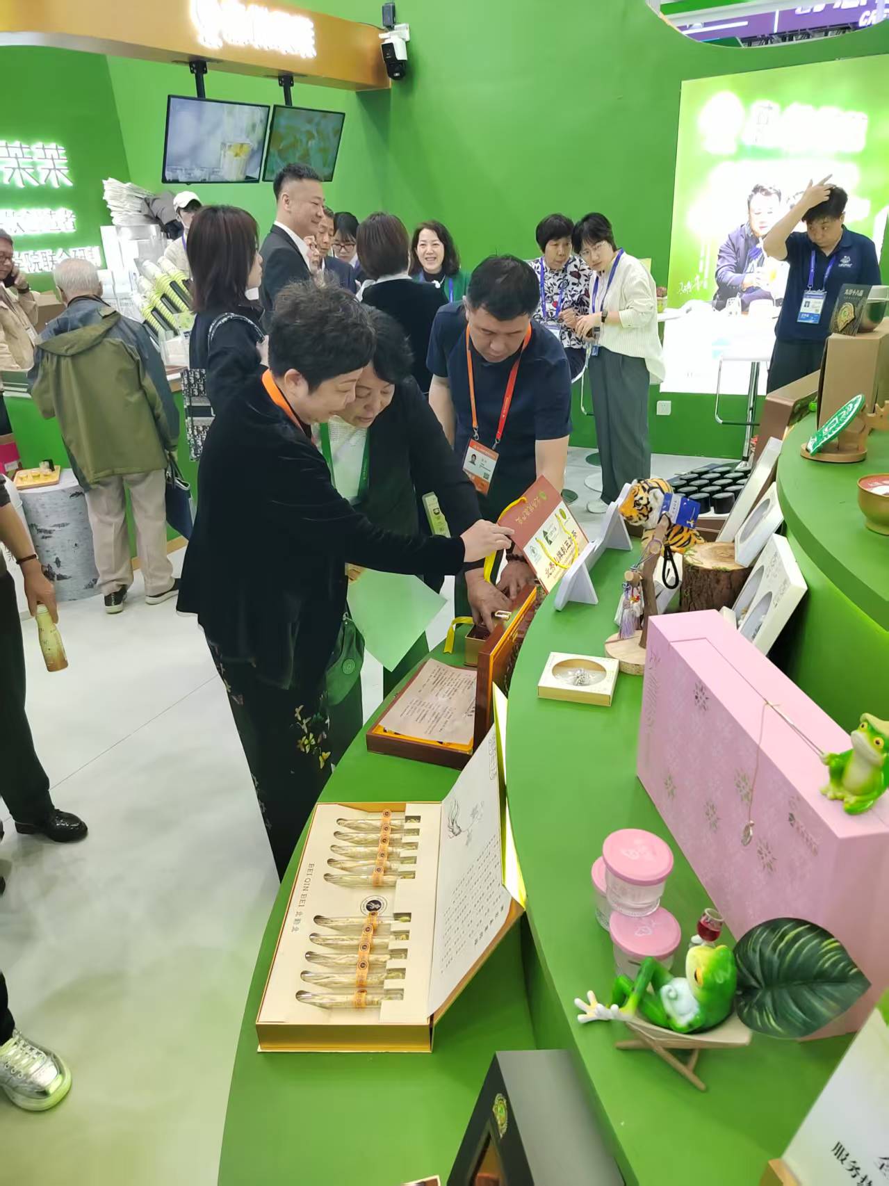 2026年5月16-19日哈洽会期间，公司产品北秀山牌刺五加茶、蒲公英茶在省林草局的九珍十八品展区展出，受到了哈洽会参展客人的关注和欢迎。