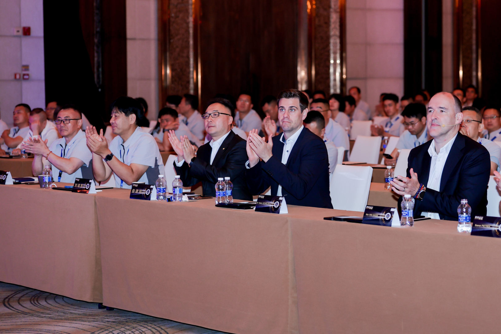 聚焦致胜 2026 福斯中国核心经销商大会