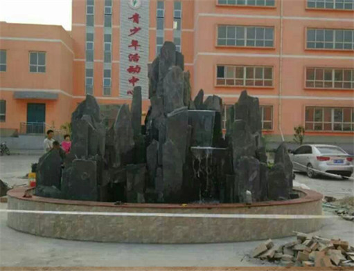 斧劈石假山