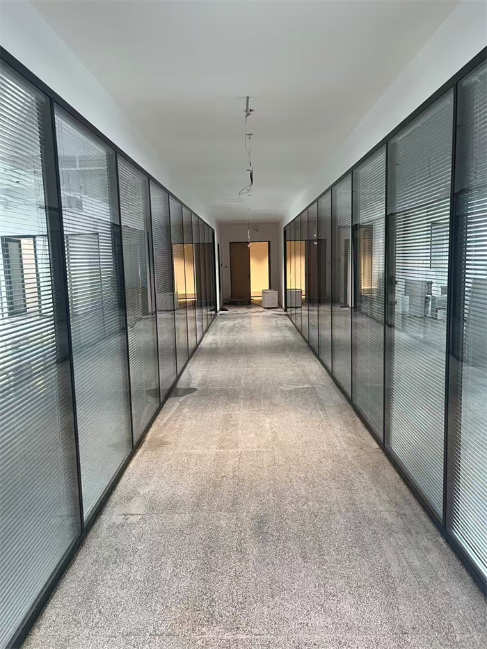 双玻百叶玻璃隔断