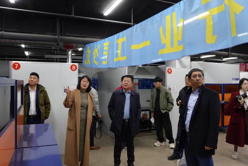 c781eed50a46f71ed647e6c6165ee7a4