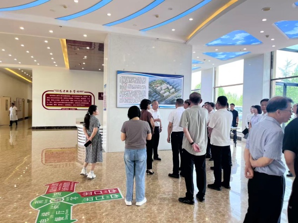 省人常委会调研
