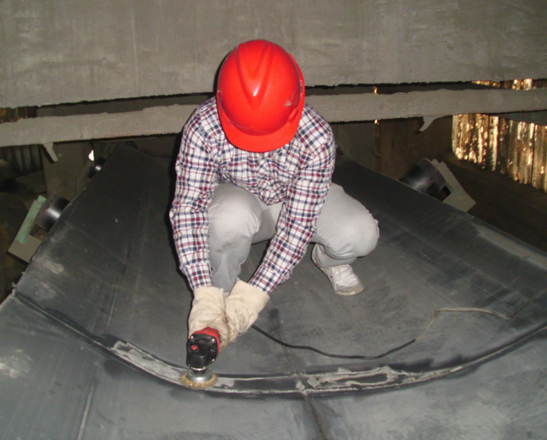 担心滚筒冷粘包胶胶板粘接不牢固？一款*冷硫化粘接剂推荐