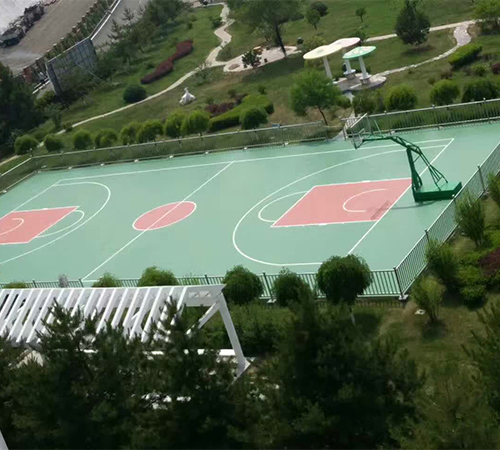 地胶篮球场