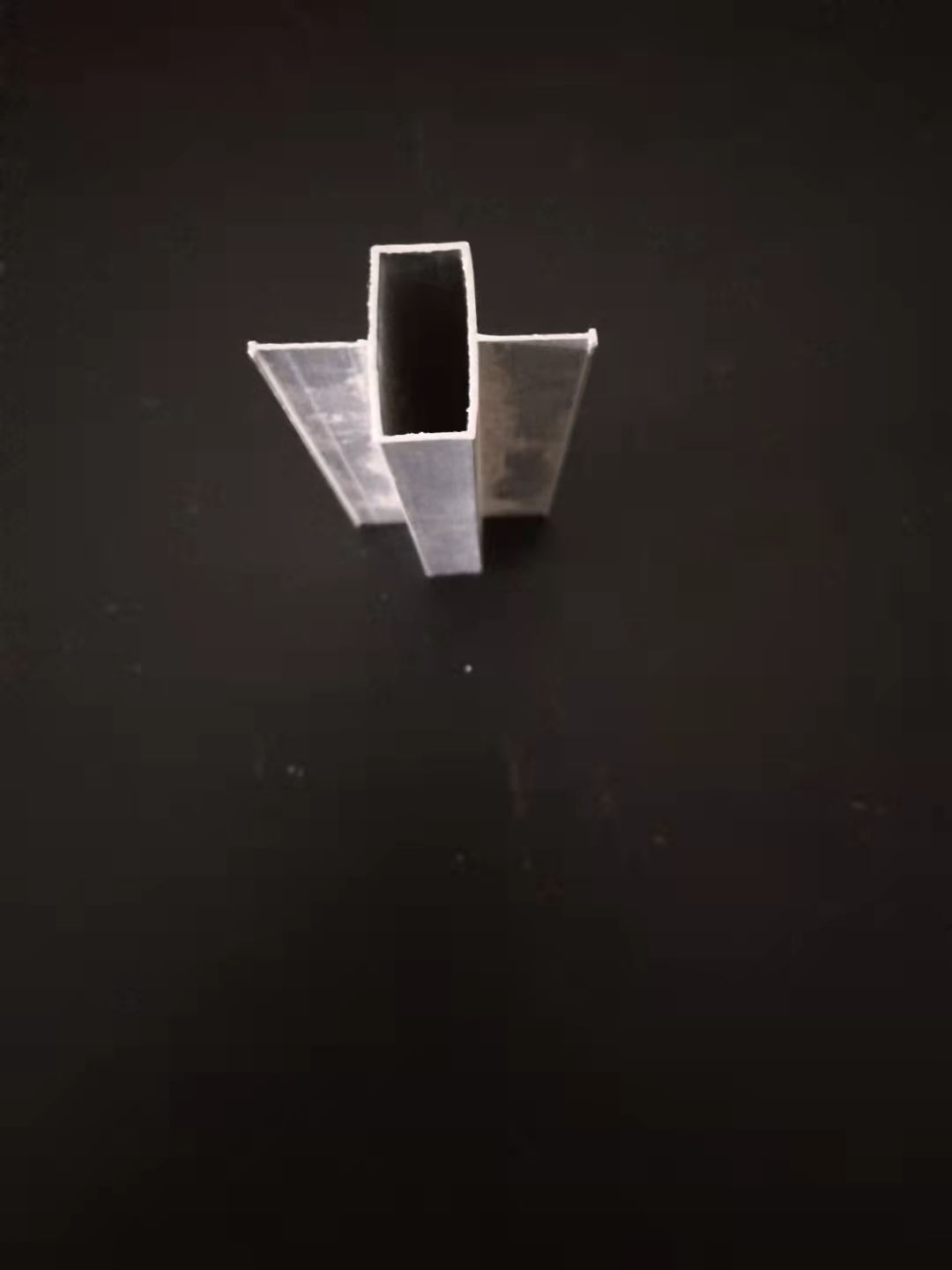 中字鋁