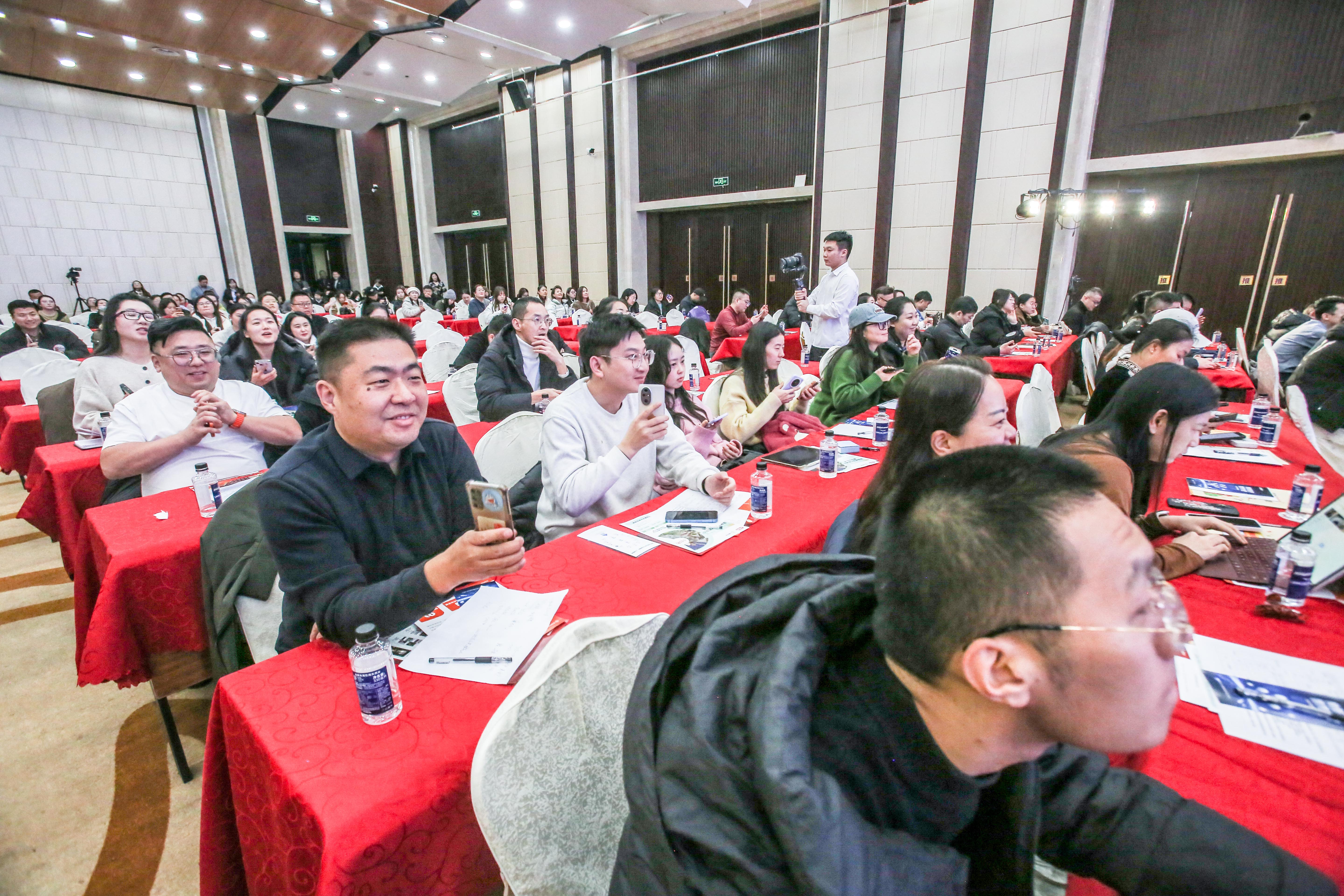 山西及太原APP开发制作,山西及太原物联网开发,山西及太原APP开发公司,山西及太原APP推广营销,山西及太原小程序开发公司,太原做网站