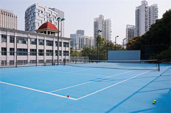 From A+ to VPA: How Victoria Impressed This Executive Dad