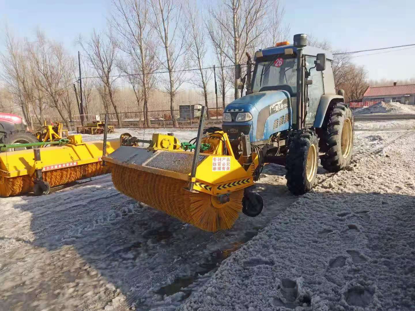 機(jī)械傳動掃雪滾刷