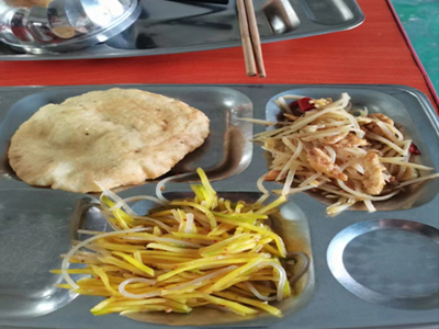 校园午餐