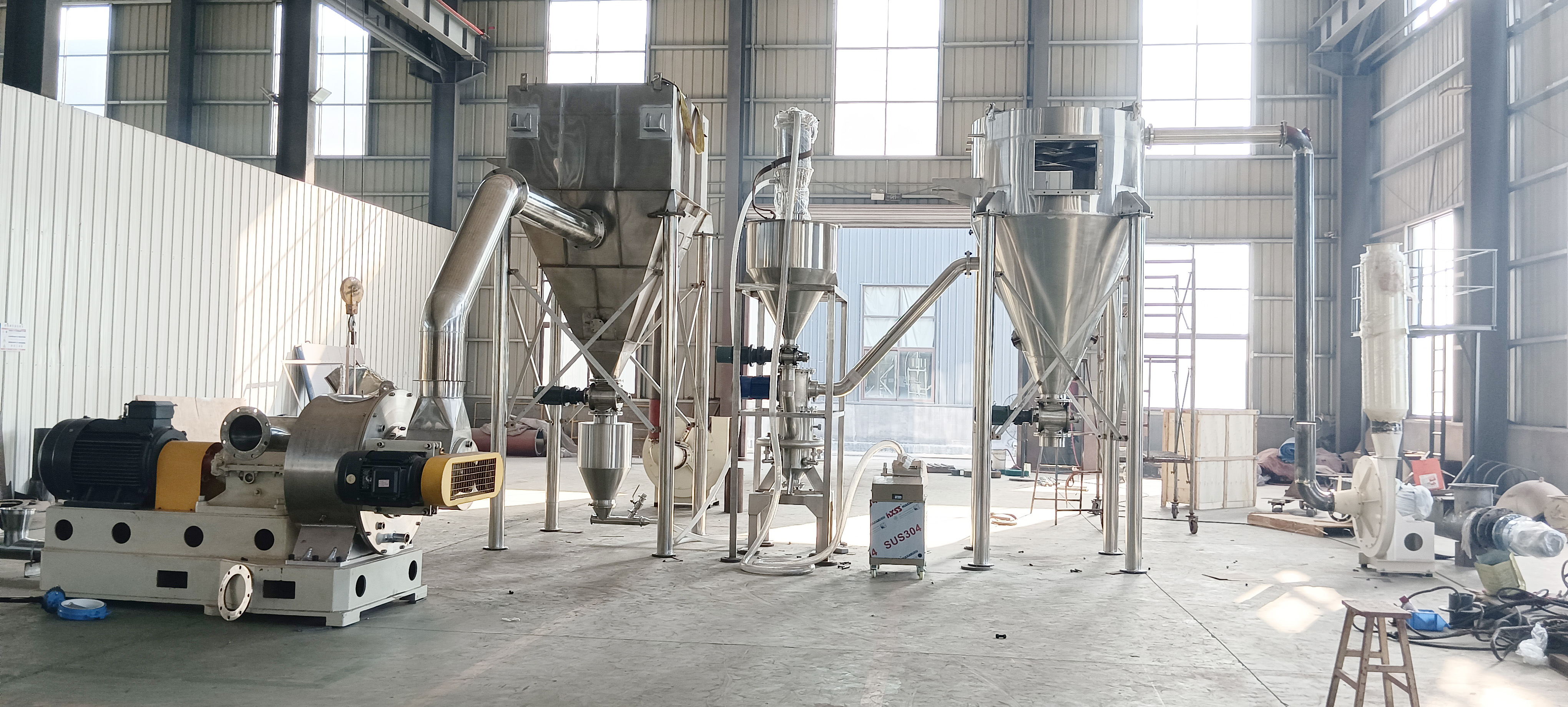 【Qingdao Shina】ACM impact mill and QWJ air jet mill ultrafine pandan leaf crushing production line