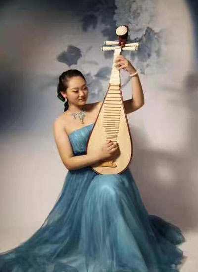 琵琶老师   刘晓楠