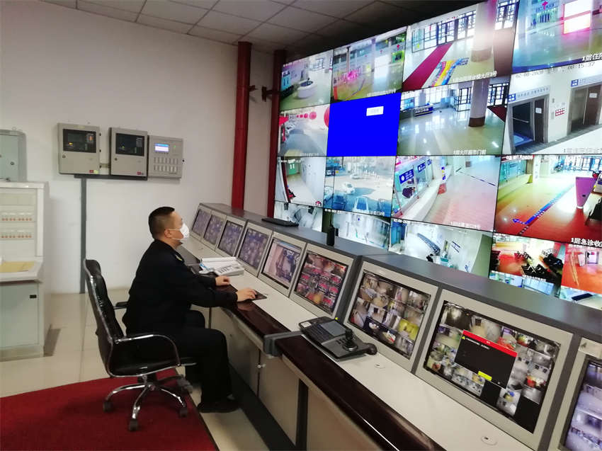 抗擊疫情