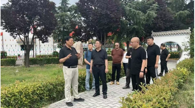 西北农林科技大学动物营养专家团队赴晋星集团参观指导