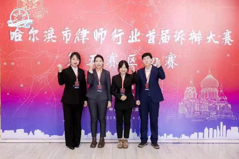 狂风不凌乱，昂首傲苍穹！