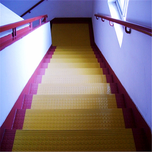 楼梯踏步