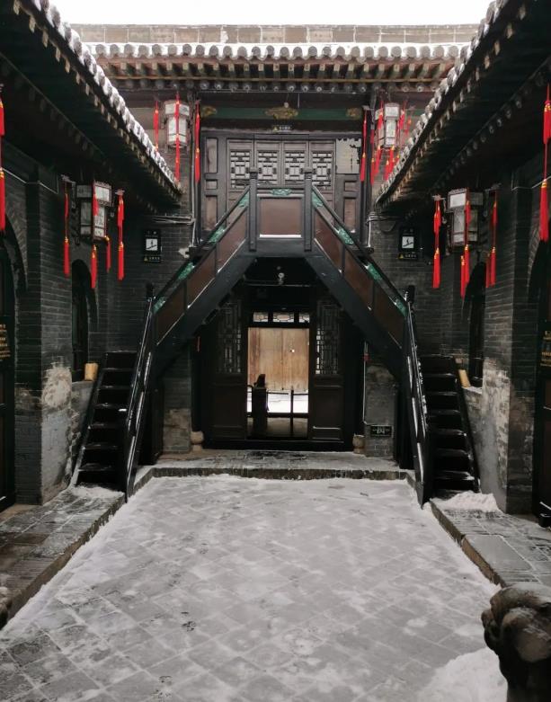 中国商会博物馆进行除雪作业