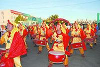 声震喀土穆的威风锣鼓