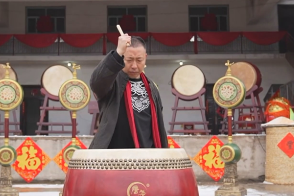 锣鼓办“春晚”要让人们听到年的声音