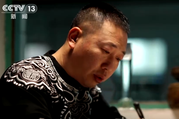 张勇：锣鼓办“村晚”搜集1500多首曲谱 让威风锣鼓威风再起