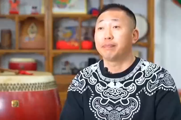 “村晚”锣鼓擂“浓”了年味