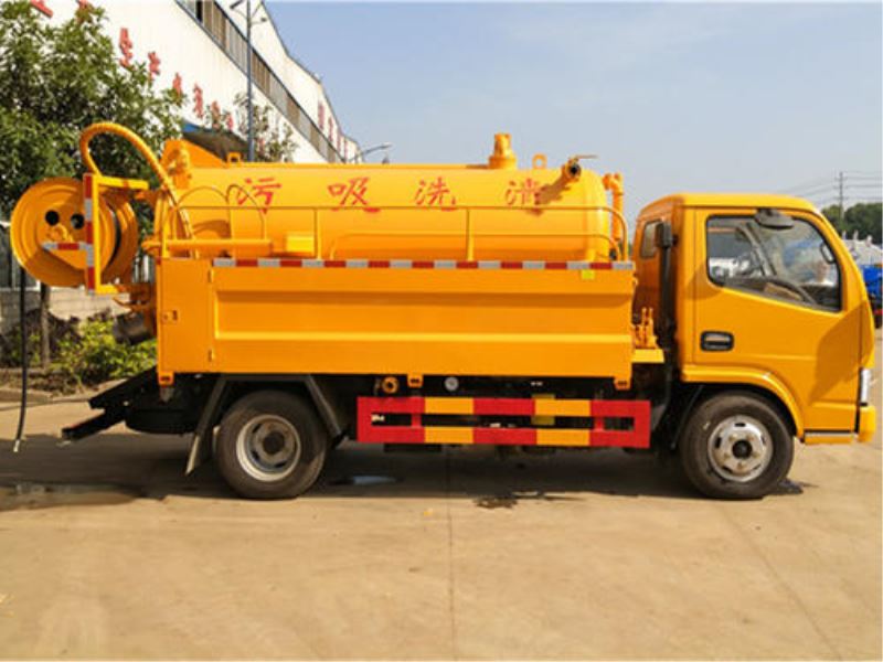 大廈吸污車