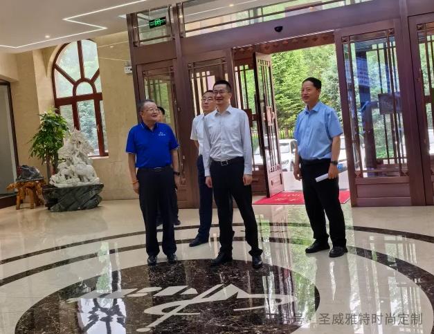 长春市政府副市长江慧丰一行赴我公司调研
