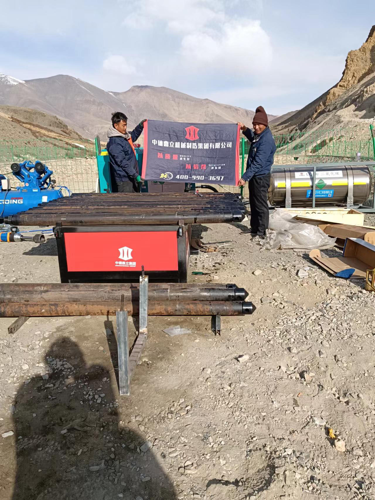 西藏日喀则  二氧化碳致裂器调试现场