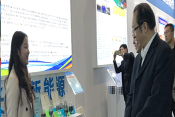 原副省长王一新视察工作