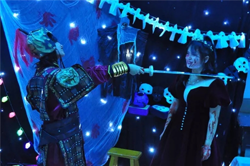 万神环节化妆舞会
