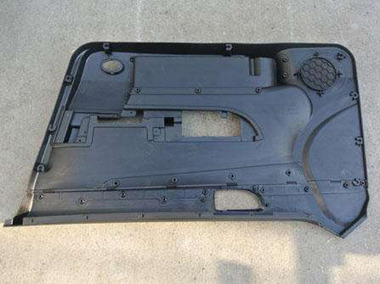 汽車(chē)門(mén)內(nèi)襯板1