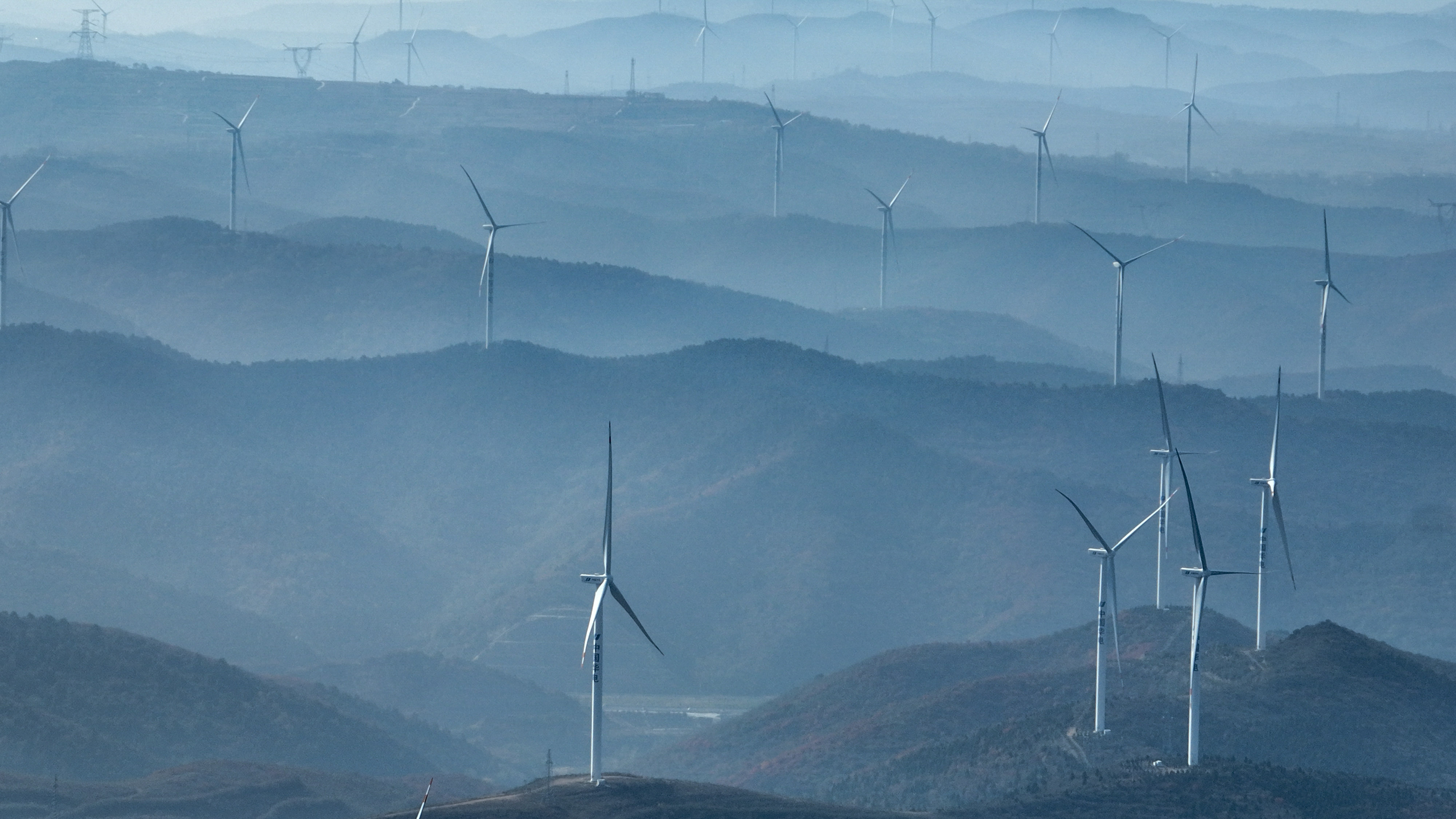 山西泽州   风力发电成为晋城一道靓丽风景线