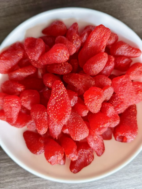 dried strawberries
