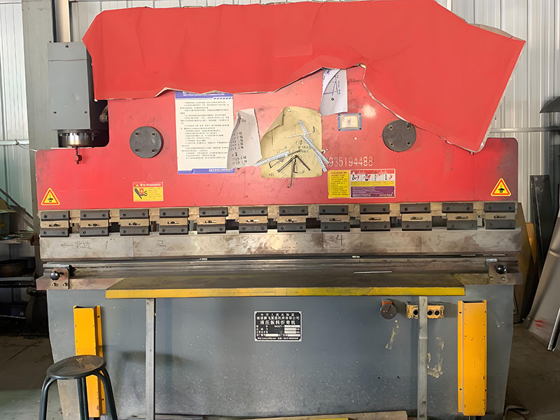 大型裁板机