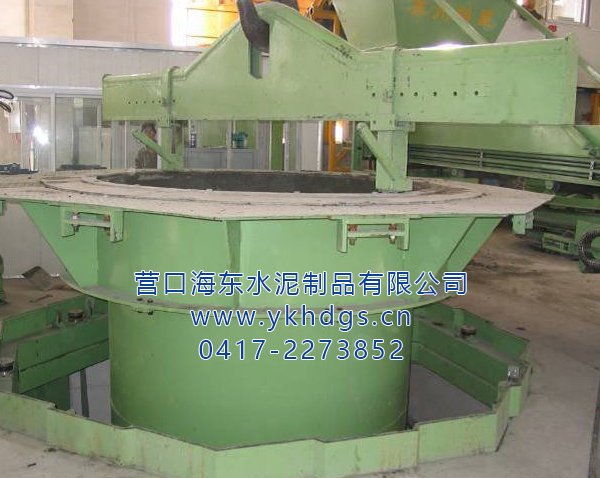 芯模制管车间生产瞬间