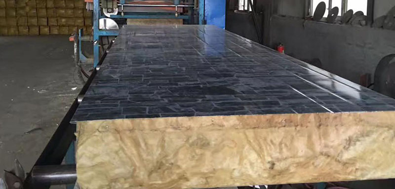 分析彩钢夹芯板在建筑中的出色应用