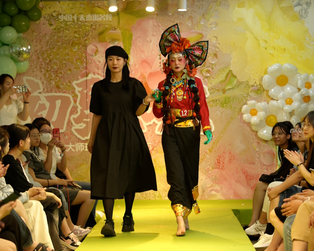 《初绽》高级彩妆全能大师班89期学生毕业作品秀
