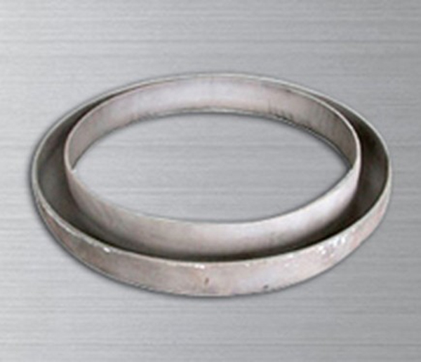 产生了裂纹的不锈钢封头如何处理呢？