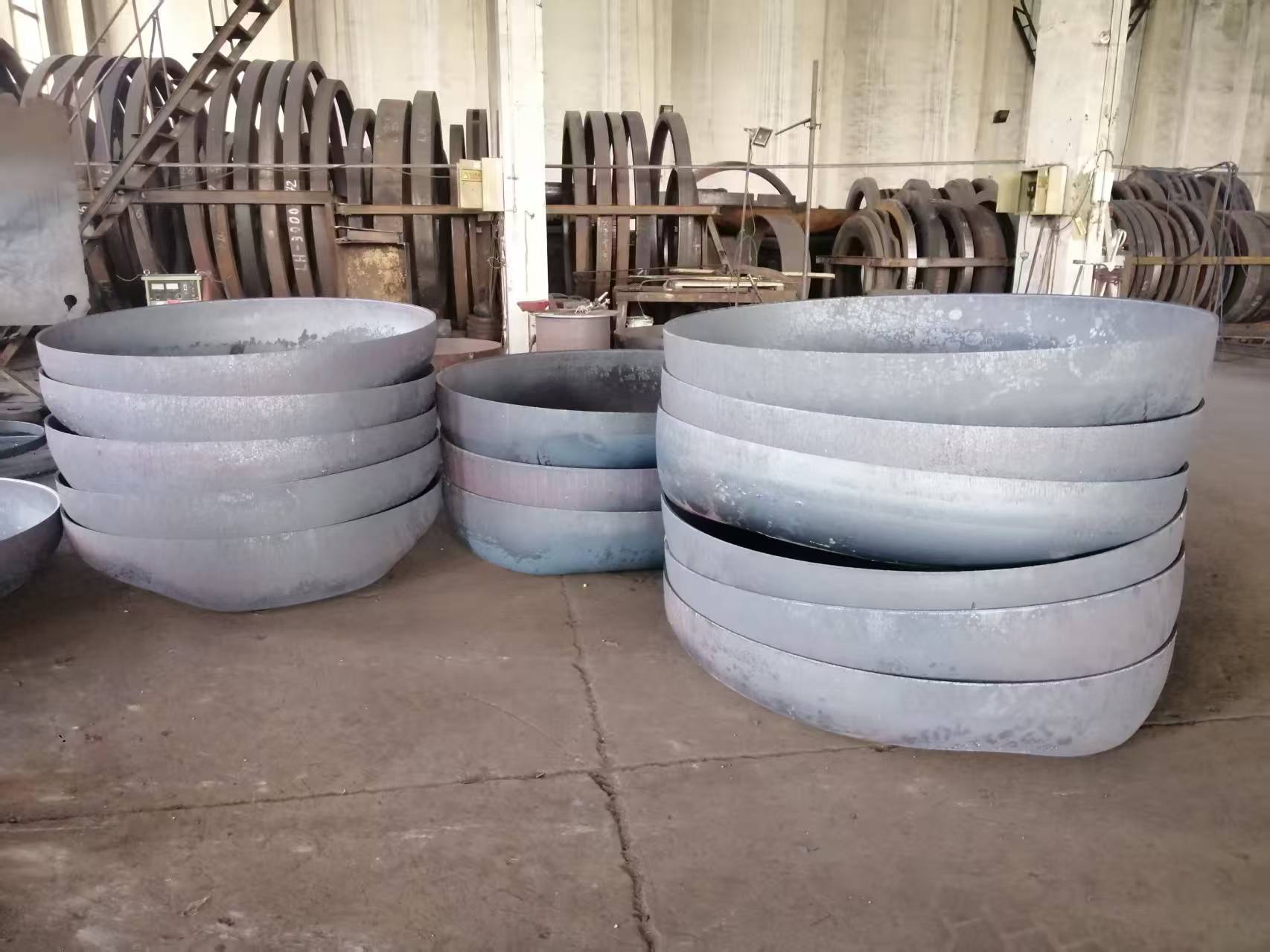 不锈钢无缝封头有哪些特点呢？