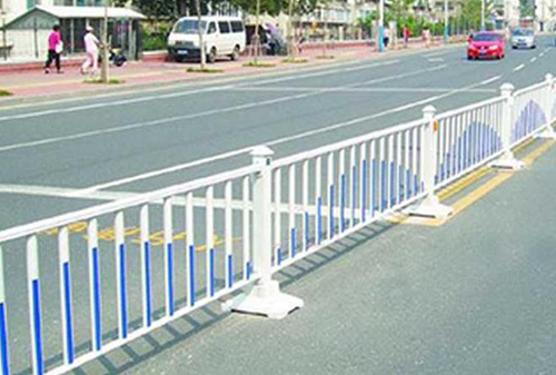 道路护栏