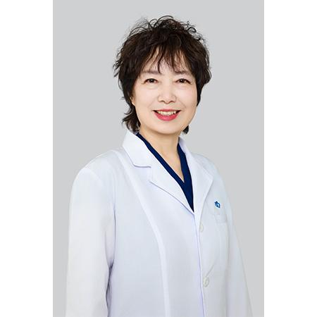 郭美华  检验科主任  医学检验师