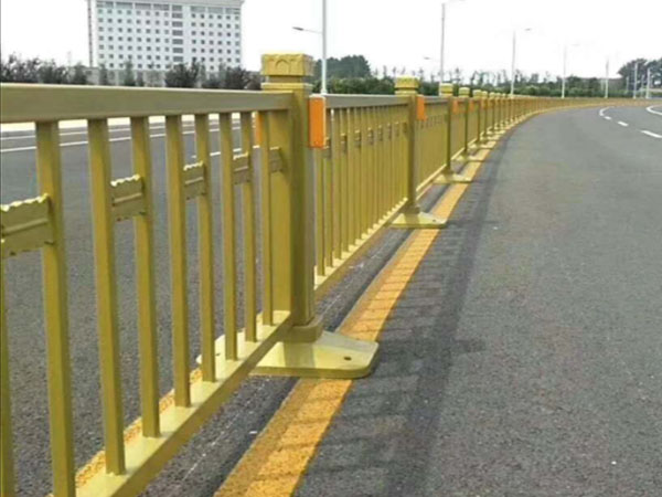城鄉(xiāng)道路防護設(shè)施
