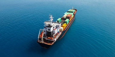 遼港集團今年首條外貿集裝箱航線開通運營