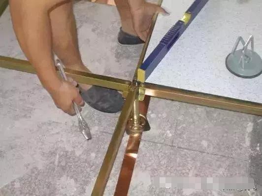 29899