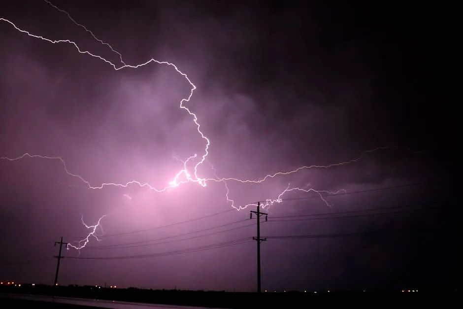 冬季防雷防靜電不容忽視