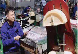 〖职工创新〗活动绕线模的改进