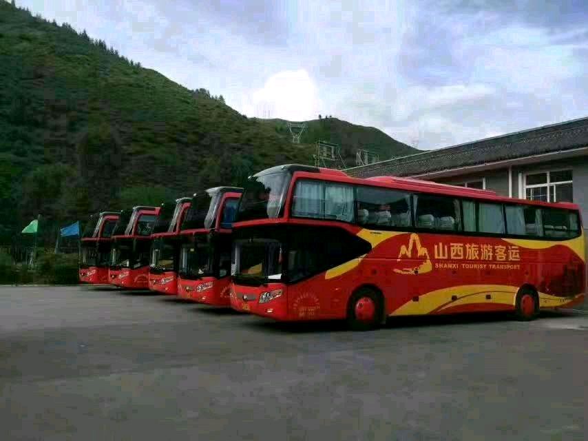 大巴車