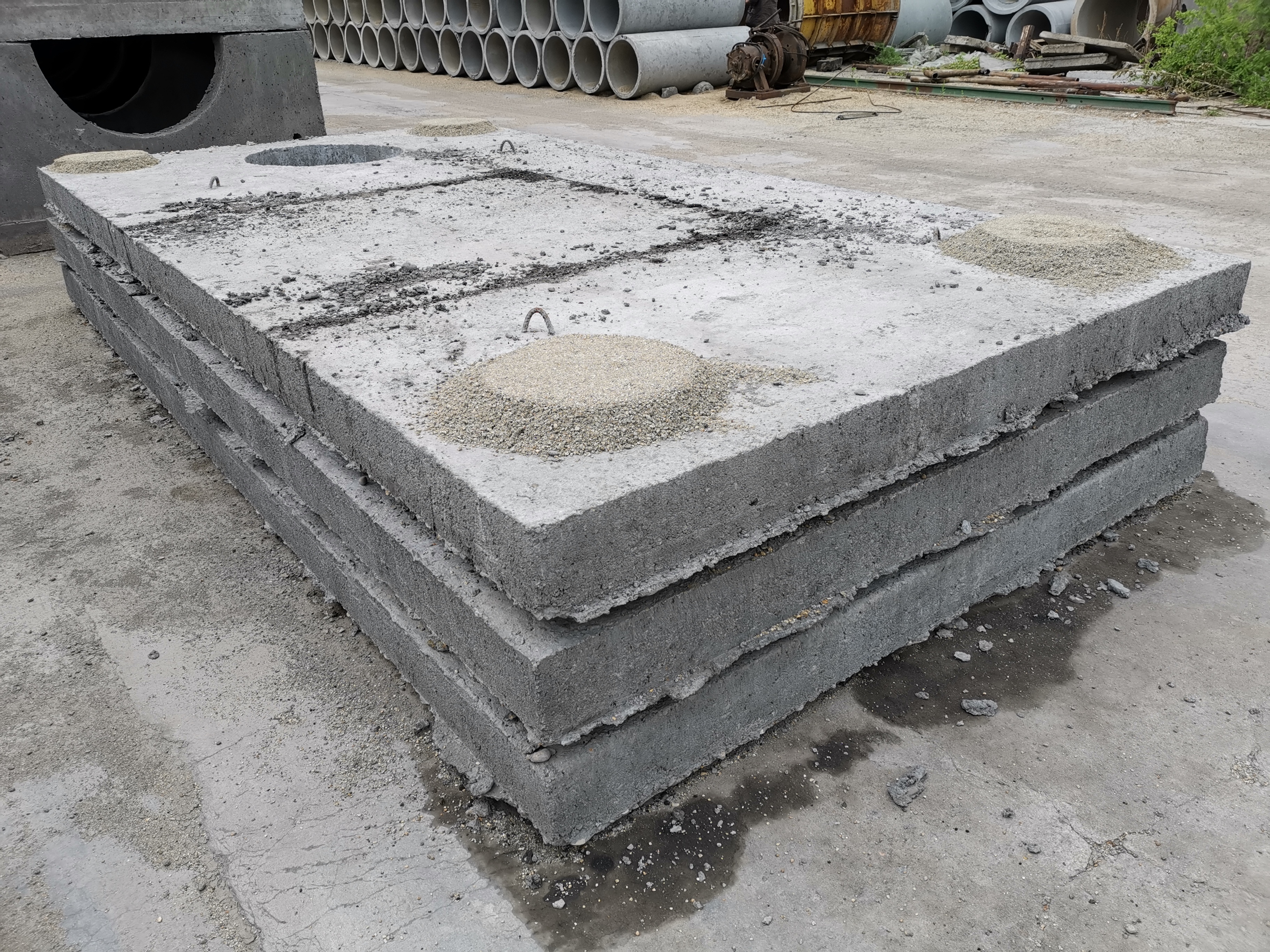 钢筋混凝土盖板